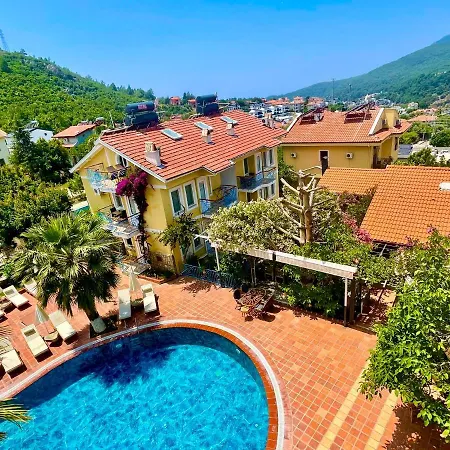 Mountain Valley Oludeniz شقة