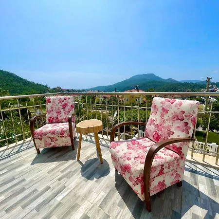 Mountain Valley * Ολουντενίζ