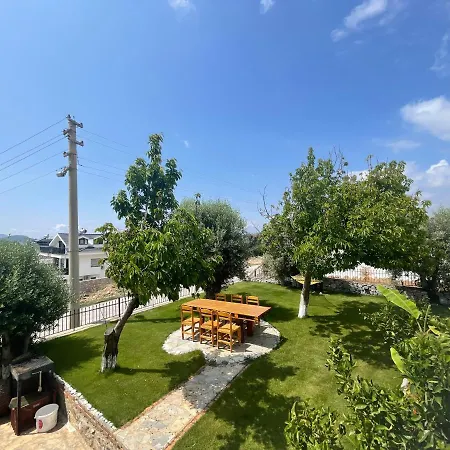 Mountain Valley Ολουντενίζ
