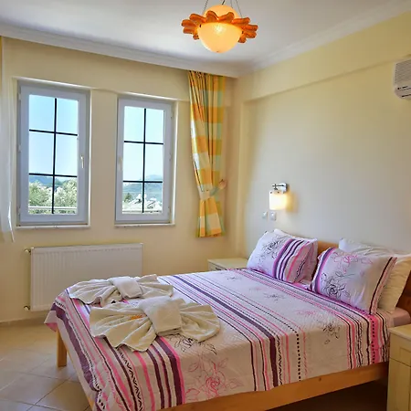 Mountain Valley Oludeniz 公寓 厄吕代尼兹