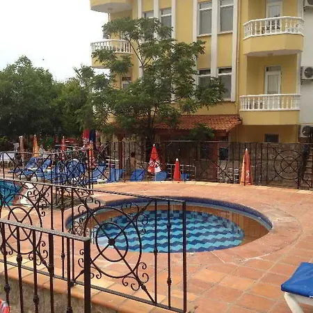 Mountain Valley Oludeniz 厄吕代尼兹